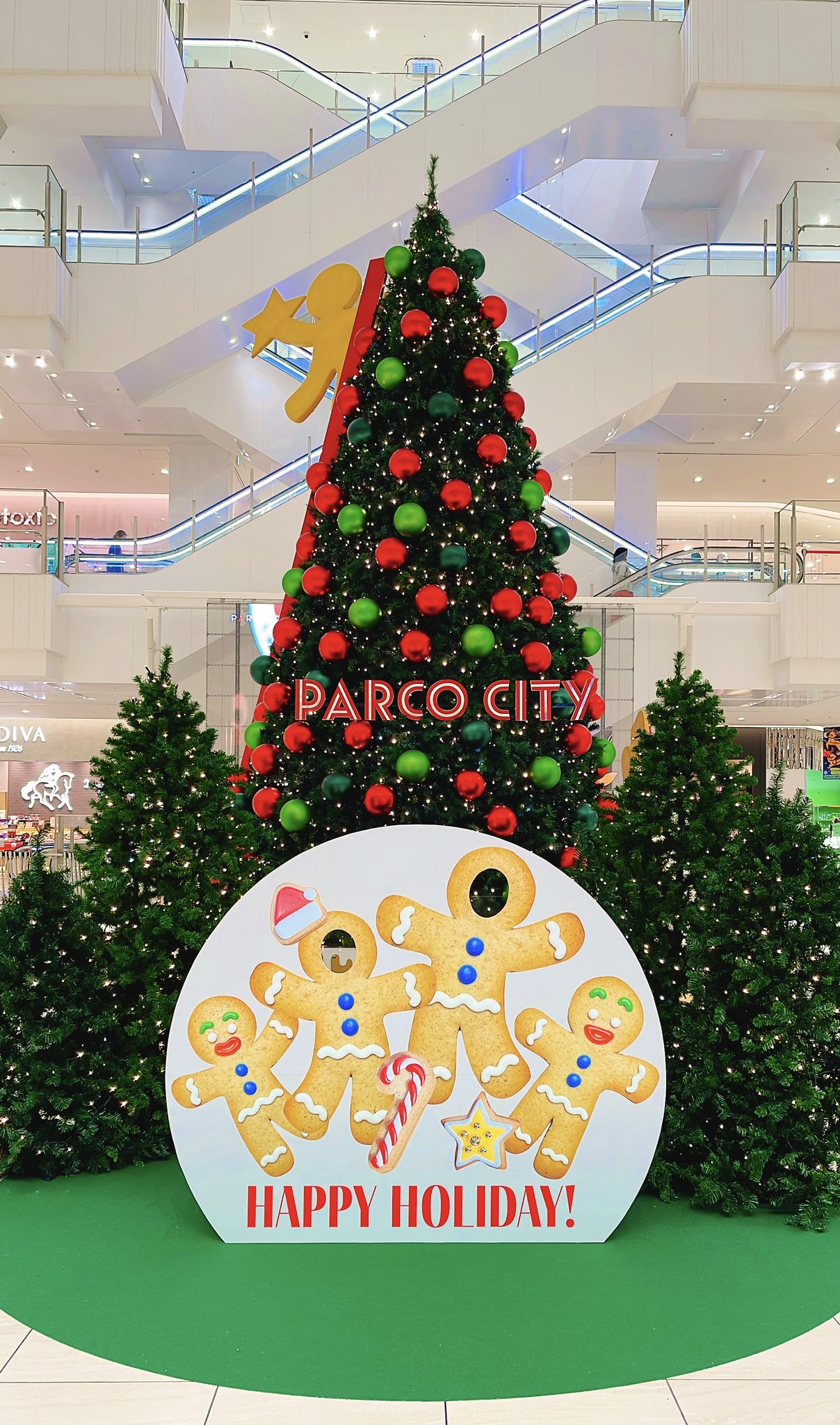 クリスマスツリー at パルコシティー🎄page-visual クリスマスツリー at パルコシティー🎄ビジュアル