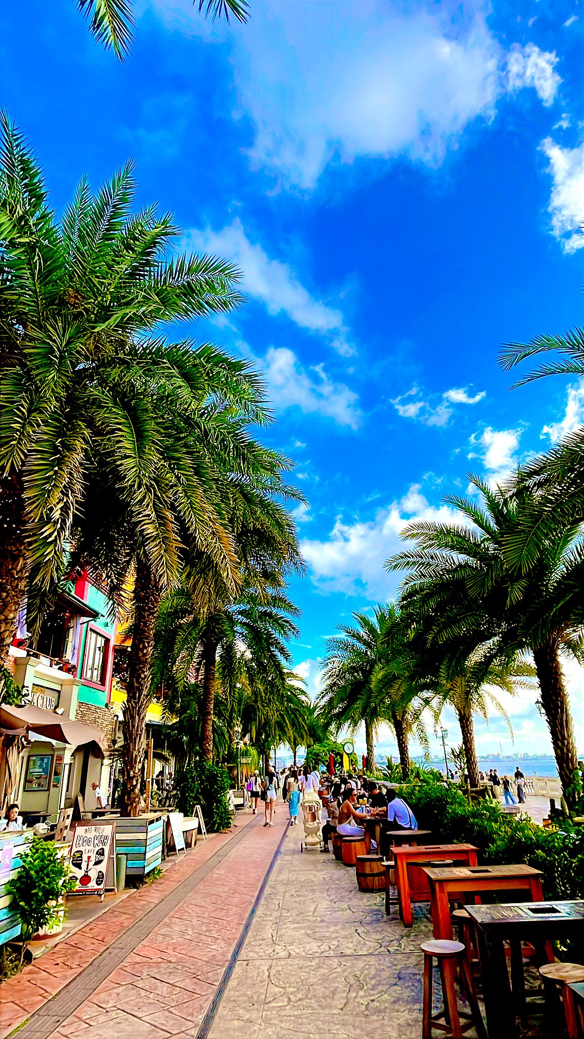 一度でイイから北谷町美浜でデートしたいので®️🌴☀️page-visual 一度でイイから北谷町美浜でデートしたいので®️🌴☀️ビジュアル