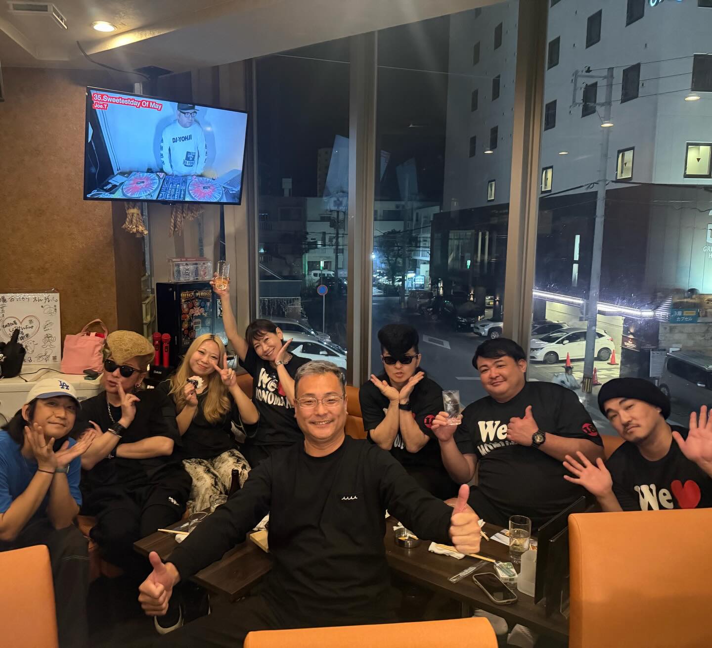 呑み足りないメンバーと6:00過ぎまで宴🍻✨page-visual 呑み足りないメンバーと6:00過ぎまで宴🍻✨ビジュアル